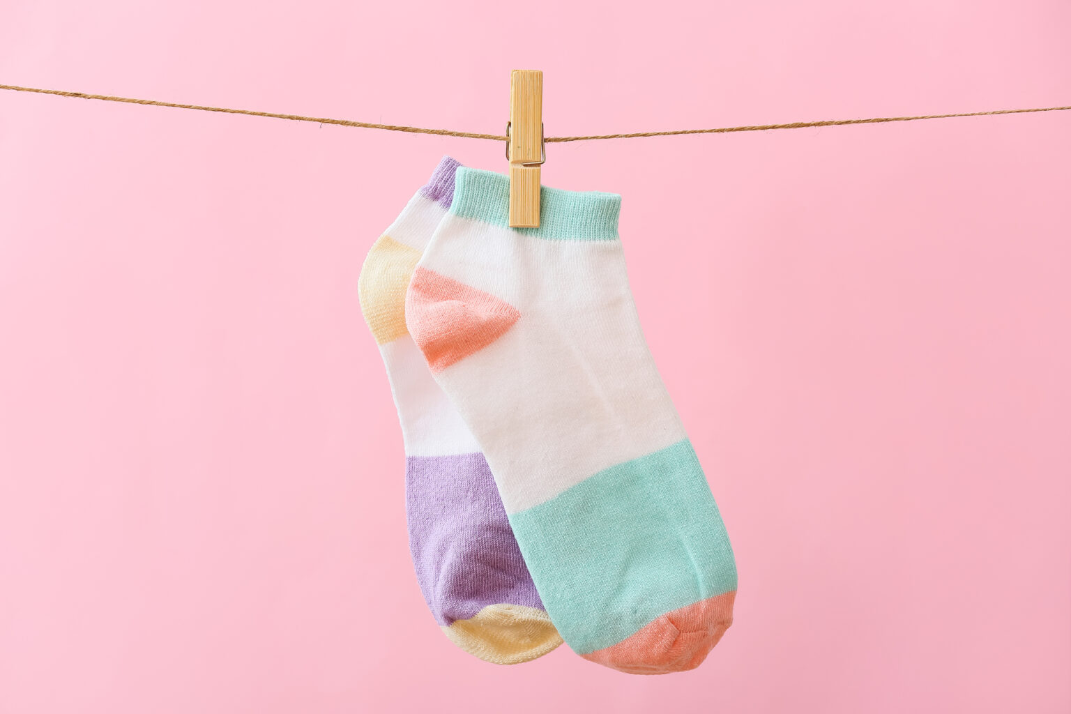 sock-washing-how-often-is-acceptable-explained